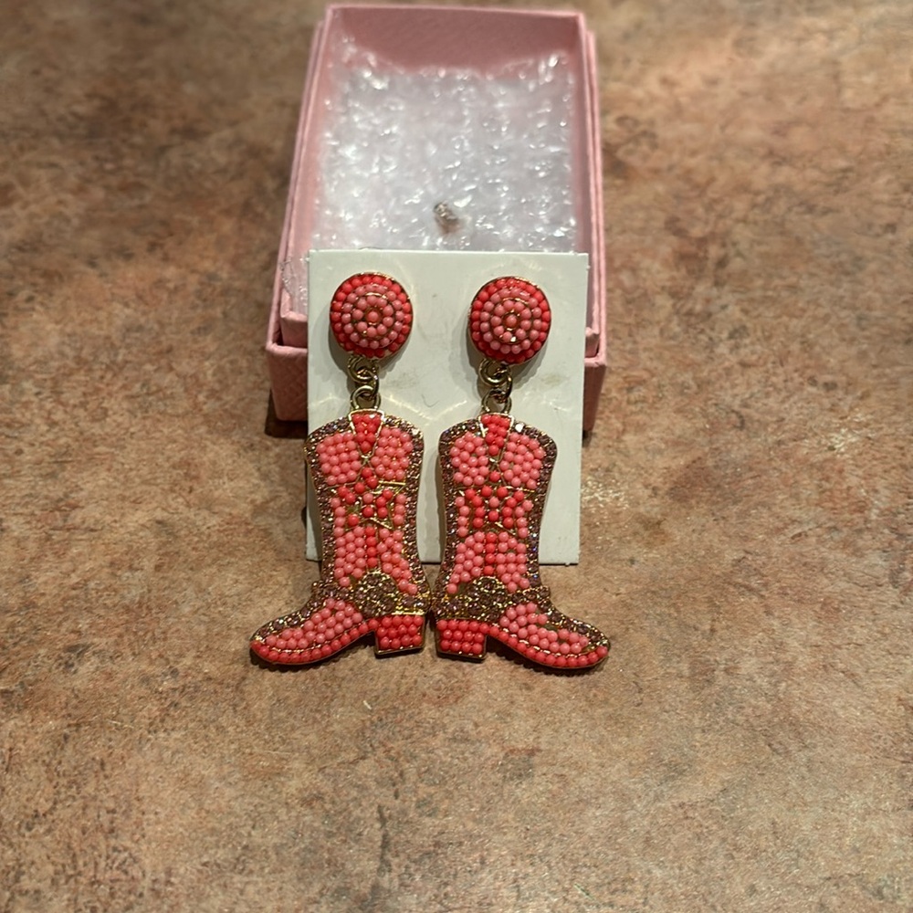 Pink and Gold cowgirl Boot Earrings.